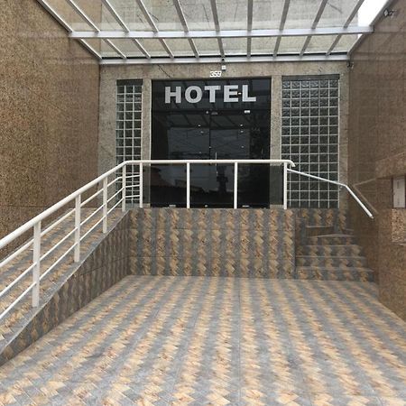 Attriun Hotel 瓜卢流斯 外观 照片